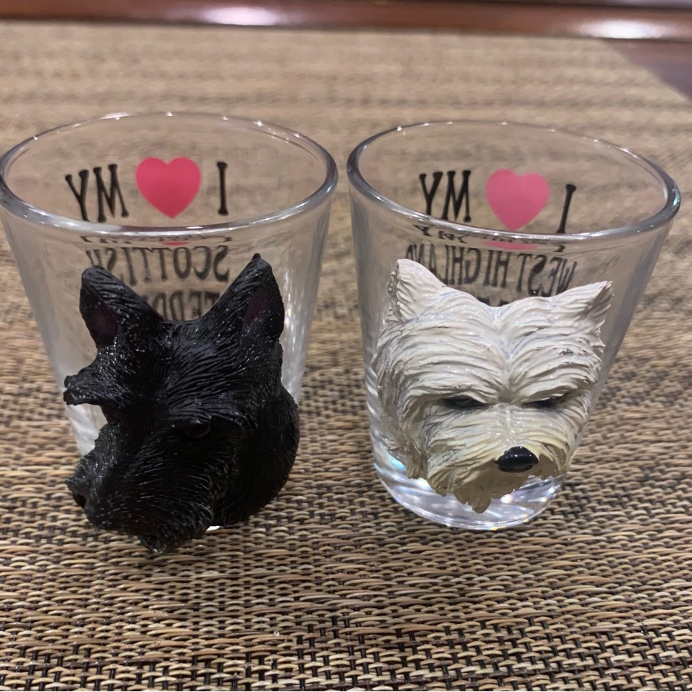 Set of 2 Dog Lover Shot Glasses 3D Dog Head Novelty Barware Collectible